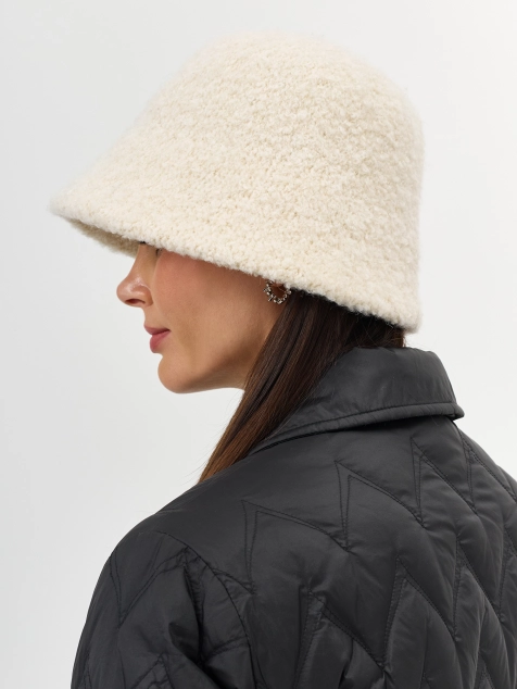 Меховая шляпа