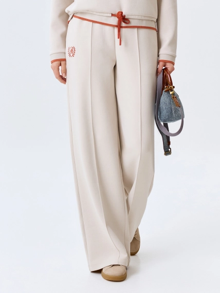 Трикотажные брюки со стрелками