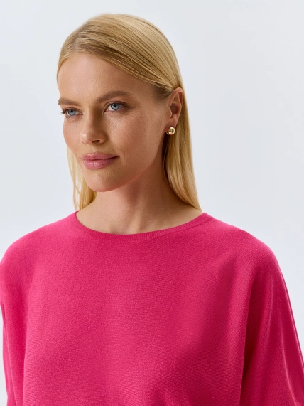 Яркий вязаный джемпер 