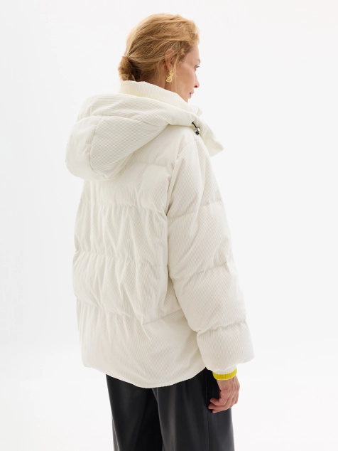 Куртка с яркой отделкой на натуральном утеплителе