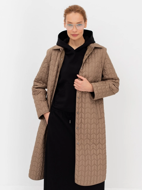 Облегченное стеганое пальто на легком утеплителе с поясом