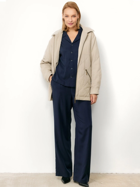 Утепленнная куртка-рубашка из микровельвета