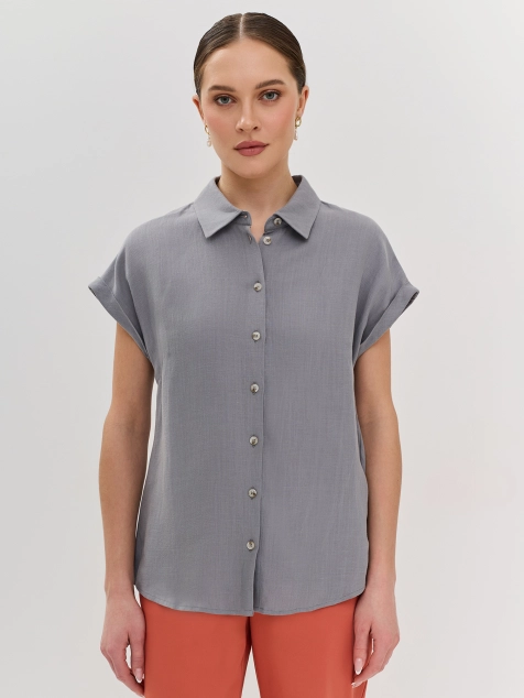 Приталенная блузка из смесового льна