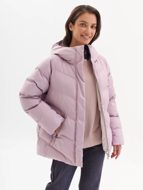 Объемная куртка с капюшоном